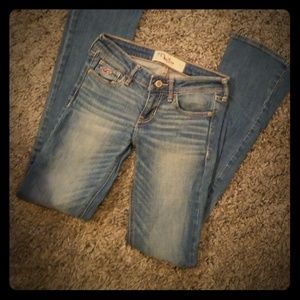 Hollister low rise boot cut Jeans